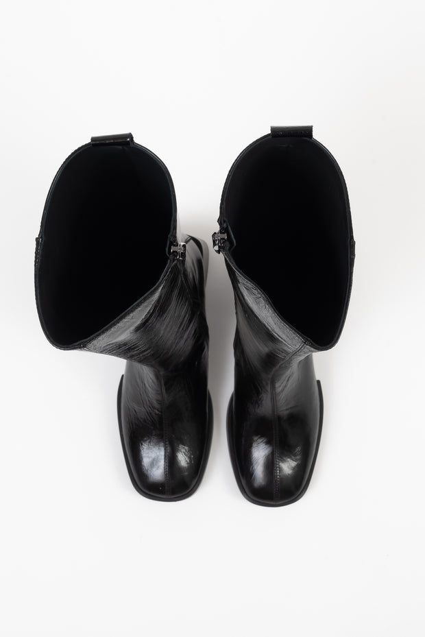 POEVE　イタリア製　ロングブーツ　ブラック